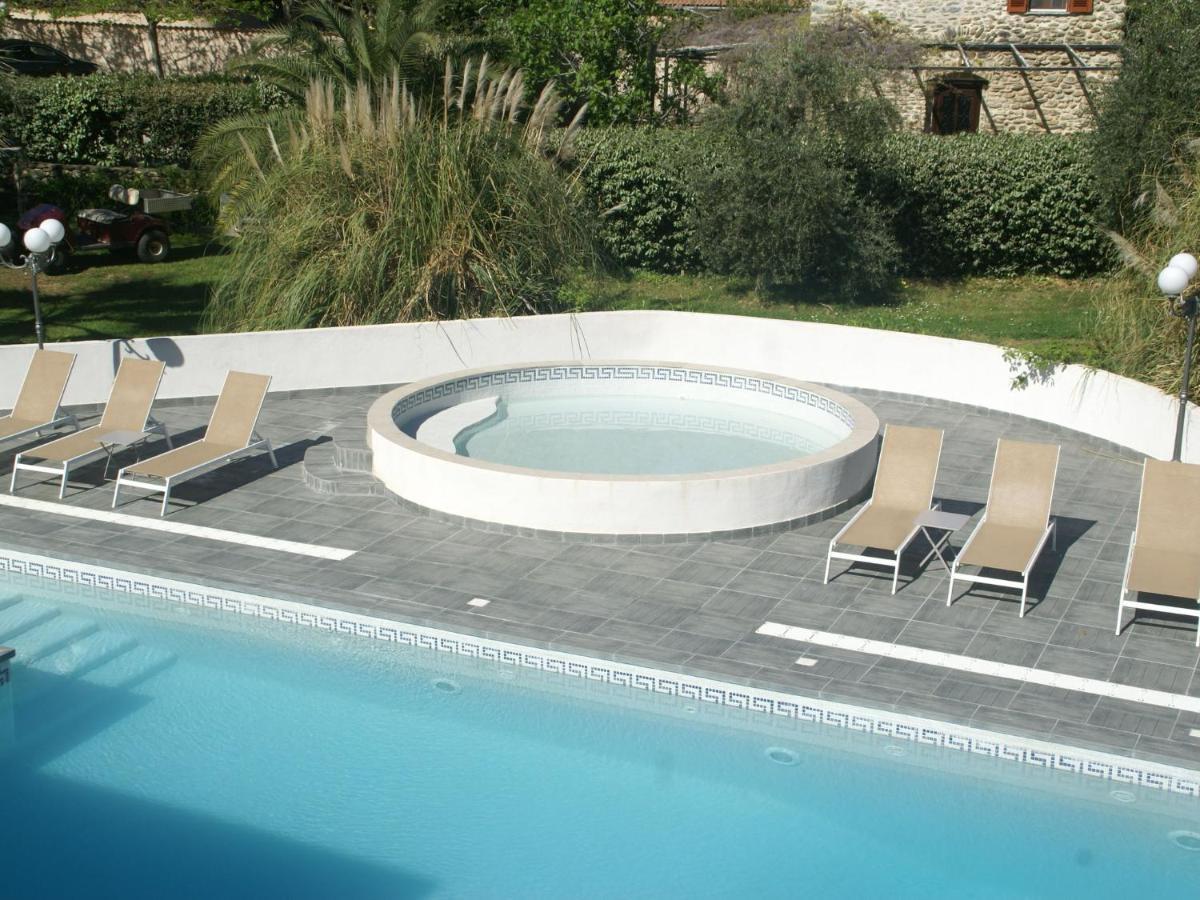 סן-ניקולאו Exquisite Apartment In Cervionewith Swimming Pool מראה חיצוני תמונה